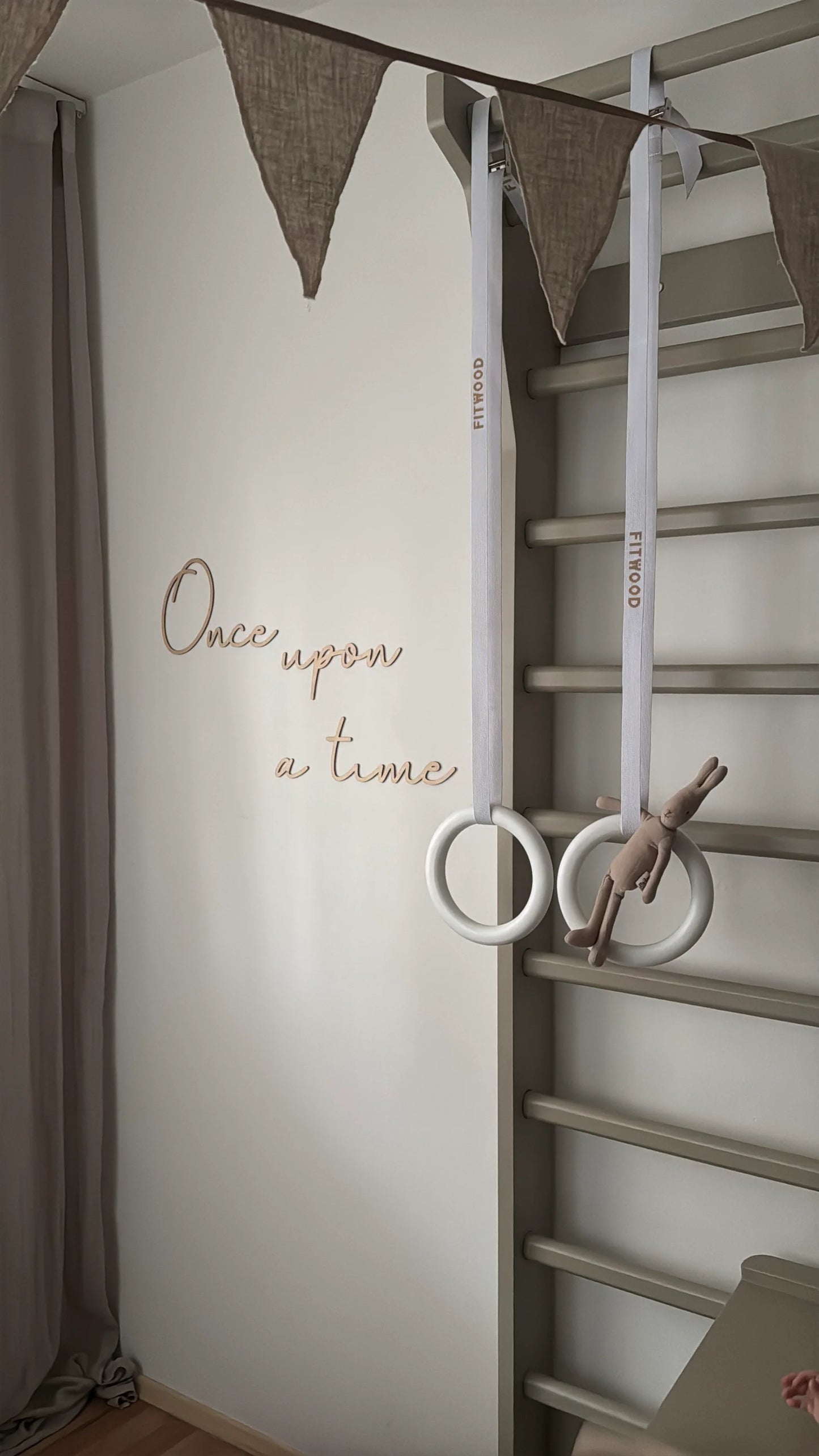 FitWood TAIMI vægribbe 220 cm – beige