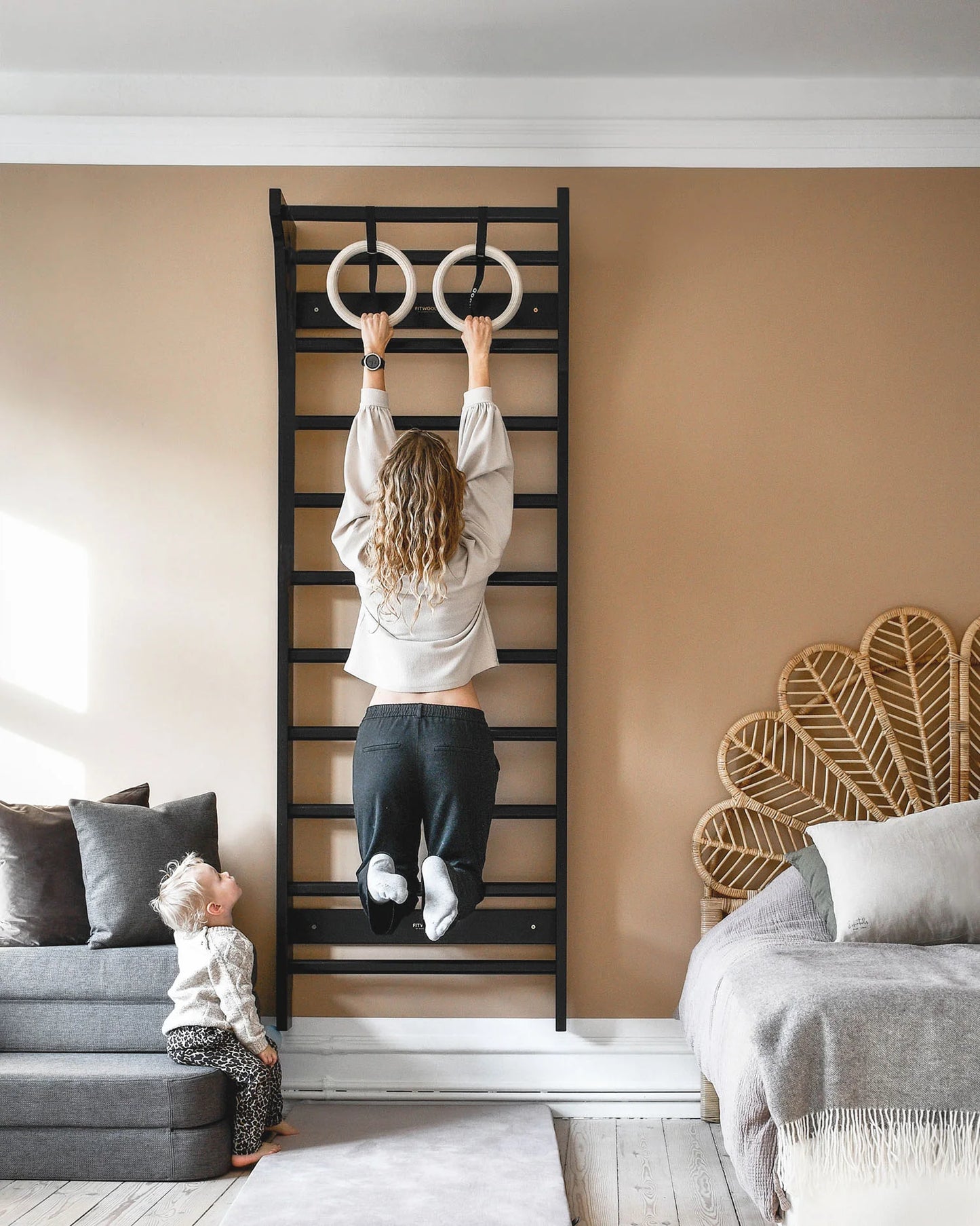 FitWood TAIMI vægribbe 220 cm – sort