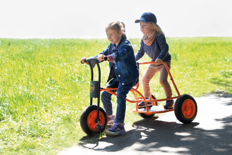 TopTrike Shuttle Trike Maxi trehjulet cykel med ståplads til større børn