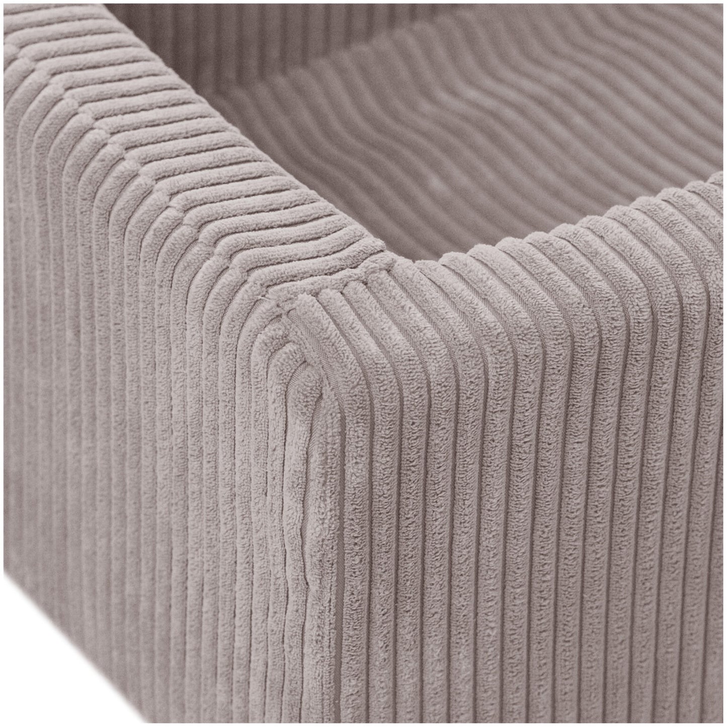 Plush Nest Cubie foldbar lænestol til børn i premium fløjl – beige