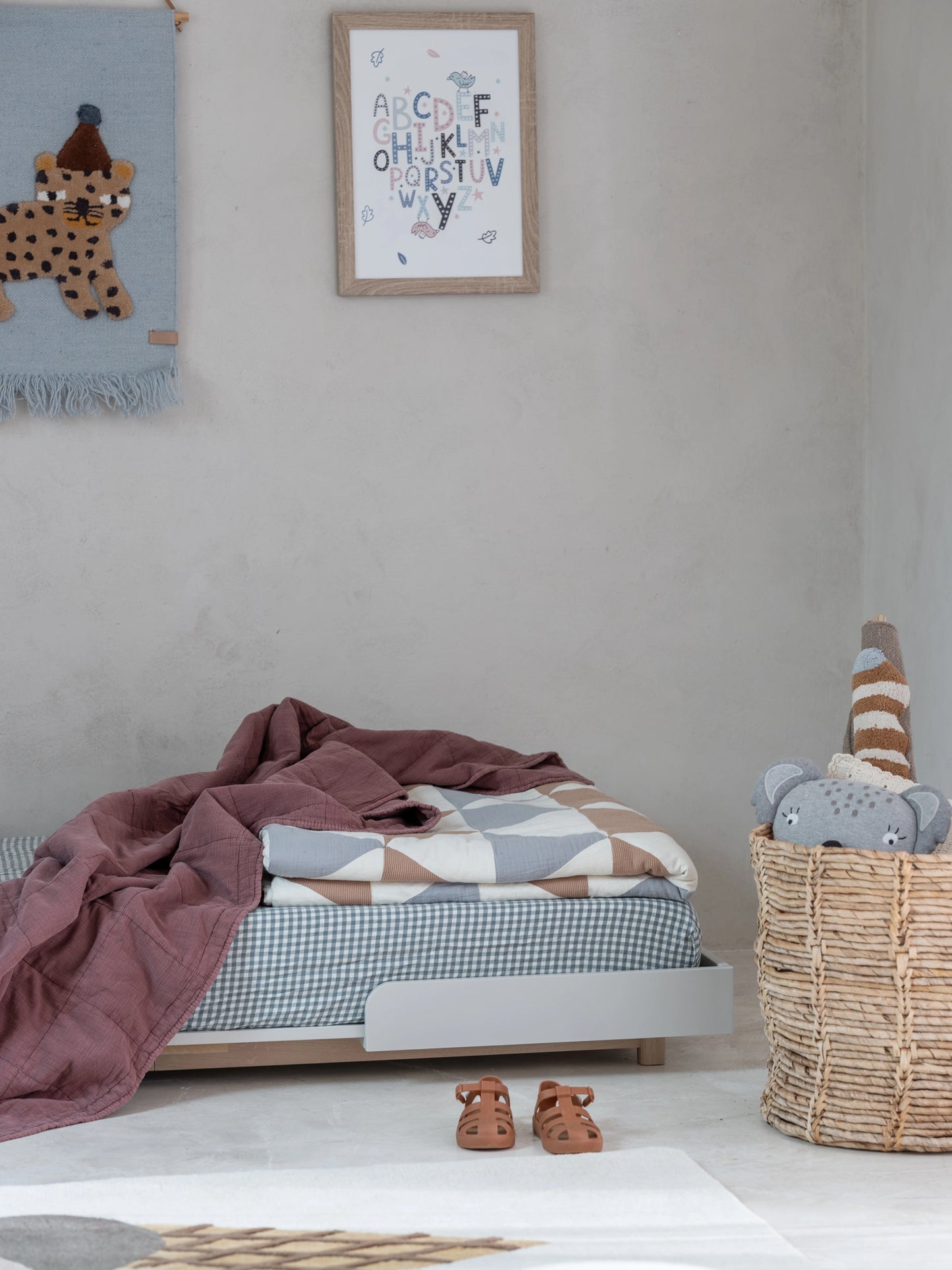 Wood Luck Design - Bloom - udtræksseng 90 x 160–200 cm – cashmere