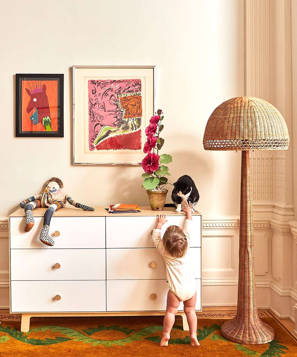 Oeuf NYC - Sparrow - kommode med 6 skuffer – hvid/birk