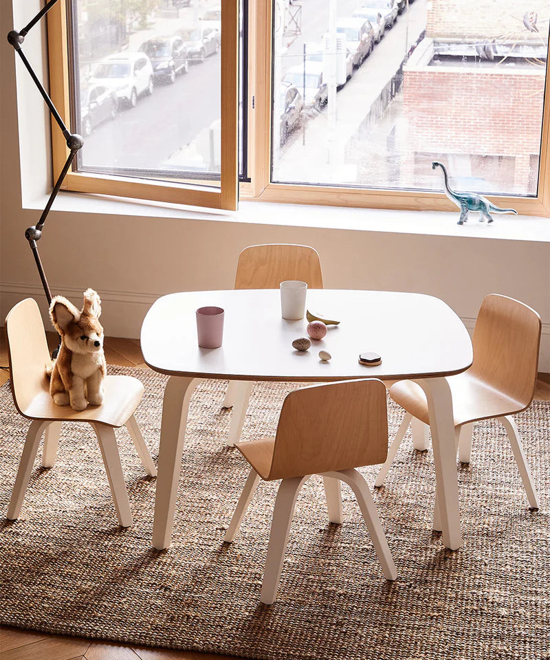 Oeuf NYC Play Table – børnebord i hvid/birk