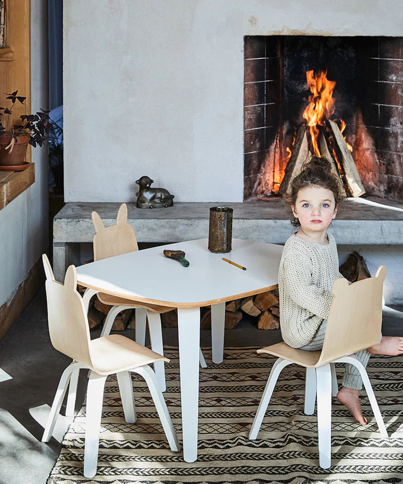 Oeuf NYC Play Table – børnebord i hvid/birk