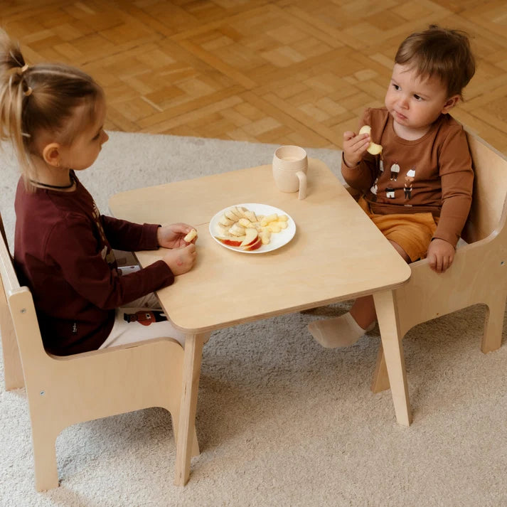 Ette Tete TULLA højdejusterbart børnebord med korte og lange ben – Natur
