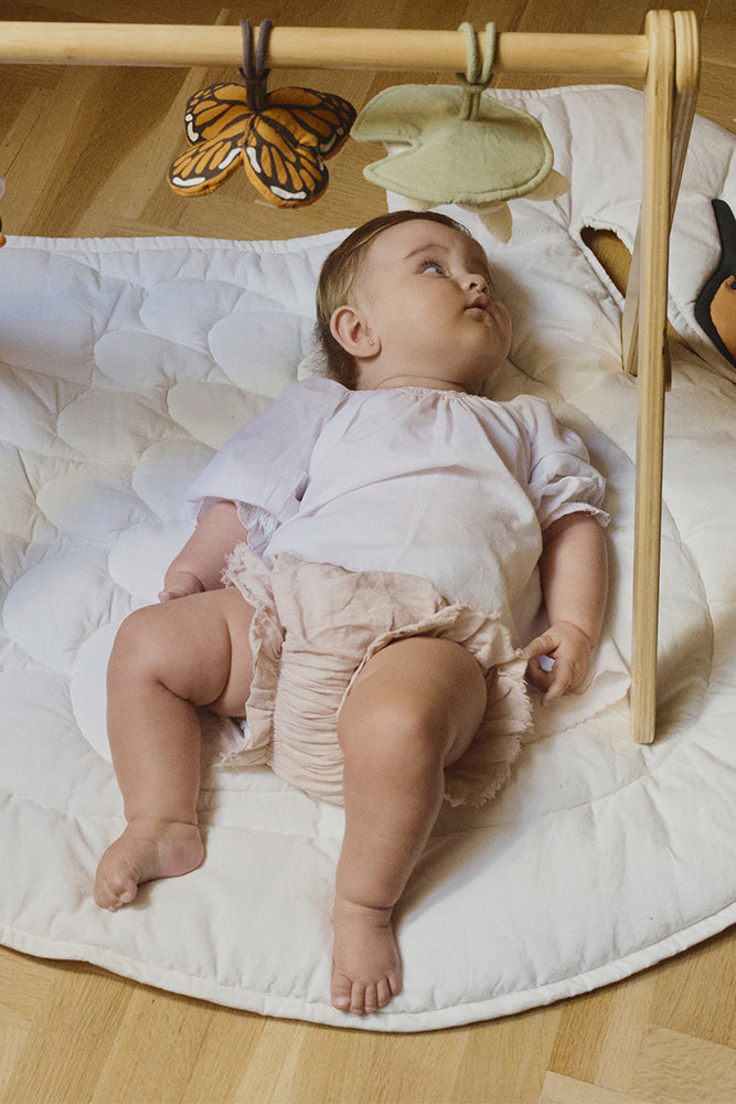 Lorena Canals aktivitetsstativ til baby med 3 rangler – Swan