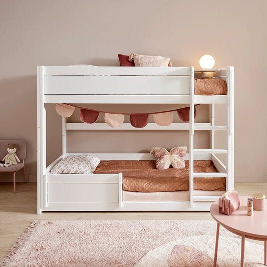 LIFETIME Kidsrooms Original lav køjeseng med stige 90 x 200 cm