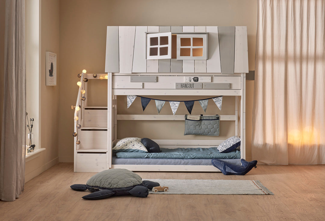 LIFETIME Kidsrooms Original My Hangout lav køjeseng med legehus 90 x 200 cm