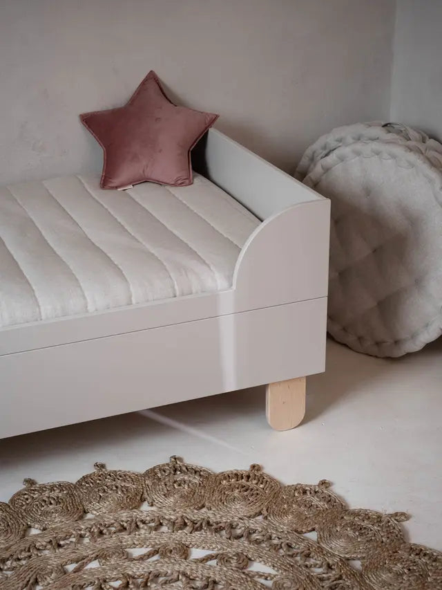 Wood Luck Design - Basic - børneseng 80 x 160 cm – cashmere