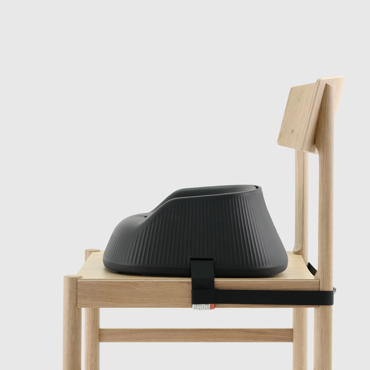 Hannie transportabel højstol – Charcoal Black