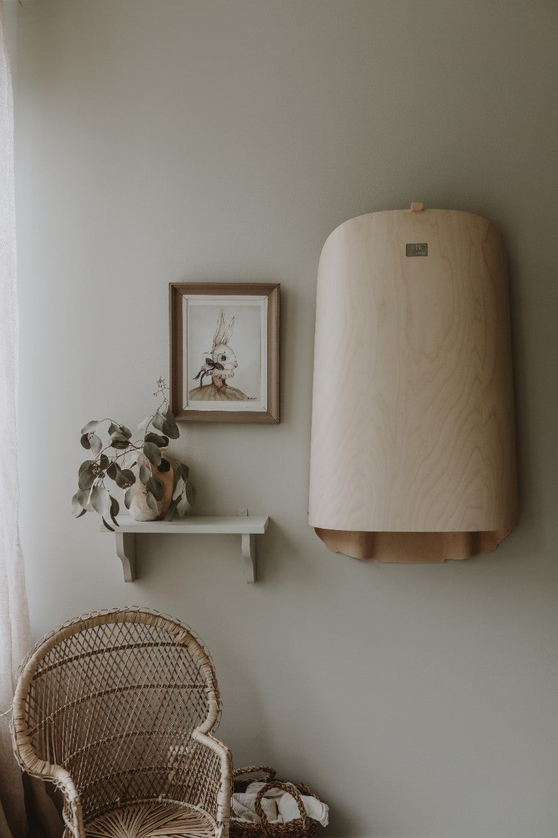 byBO design NATHI væghængt puslebord – Whitewash