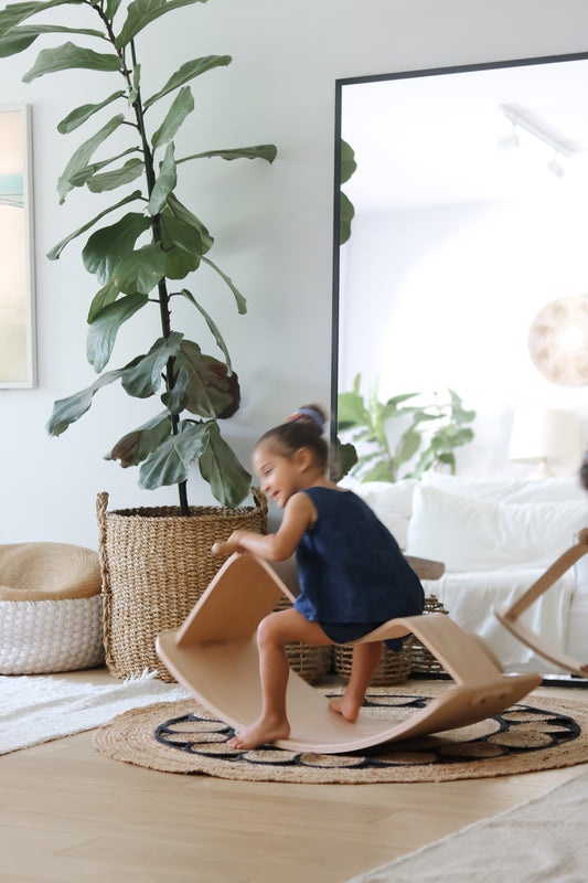 Curve Lab – Rocking Horse med Perfect Arc – Gyngehest – Natur