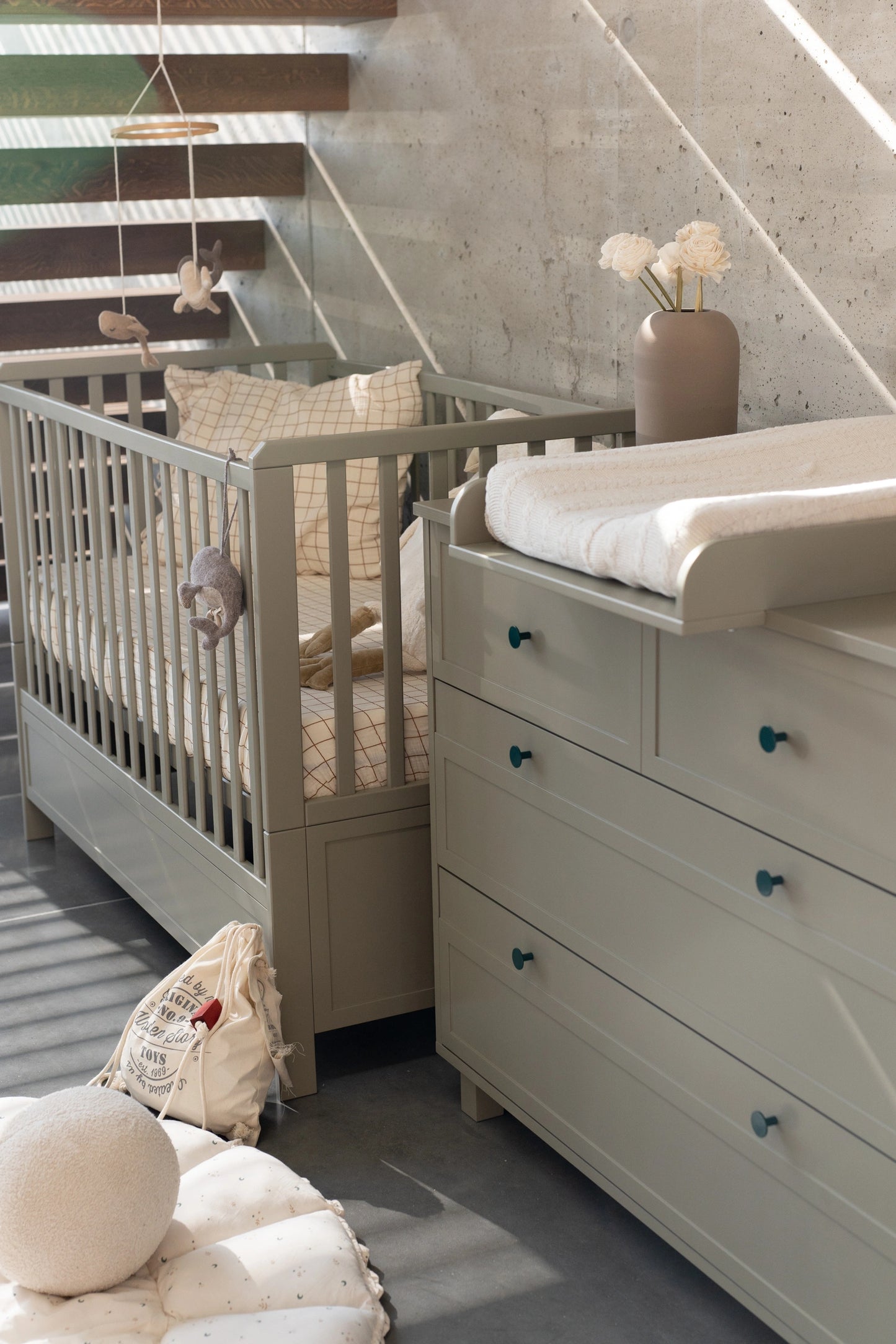 Wood Luck Design - Vintage - pusletop til kommode – eucalyptus