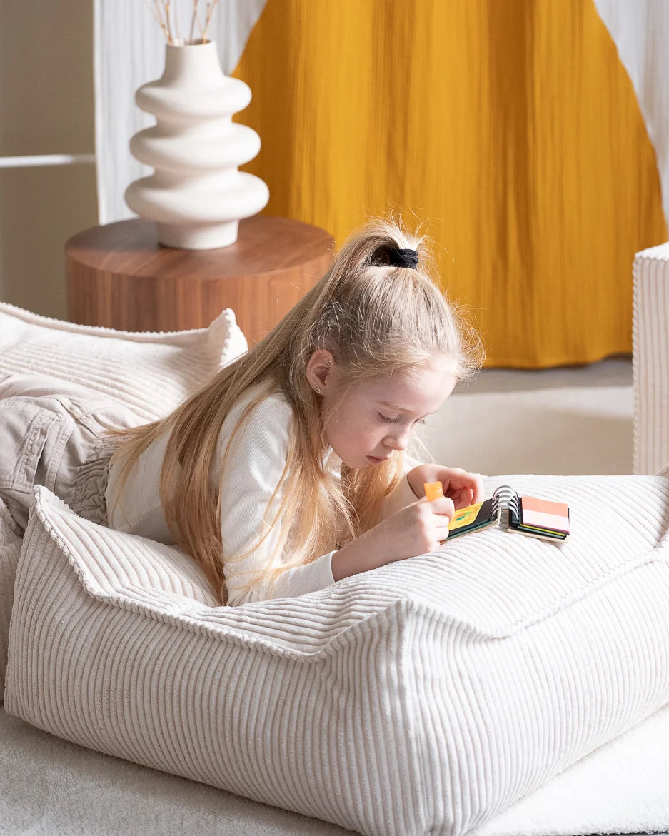 Wigiwama firkantet puf – Marshmallow