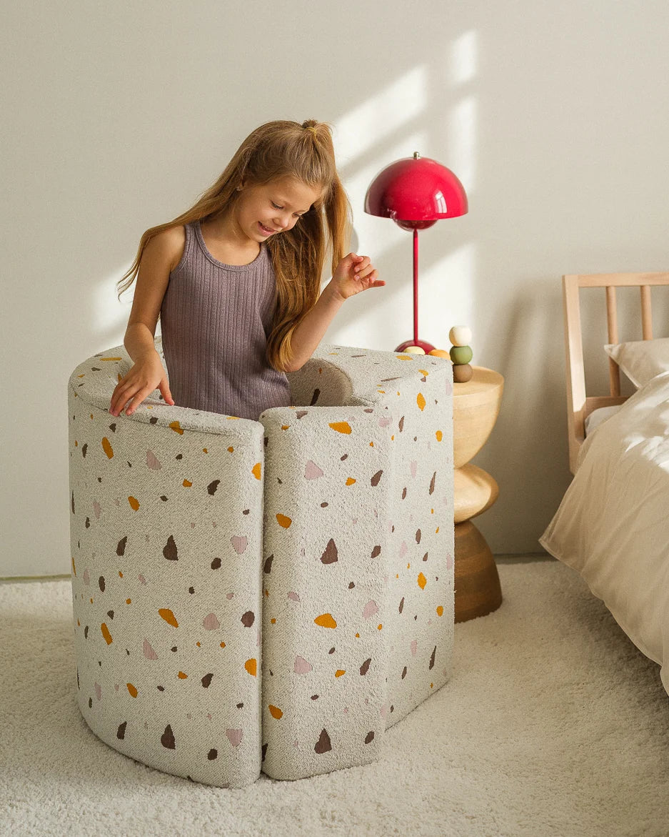 Wigiwama Moon Lænestol – Terrazzo Marble