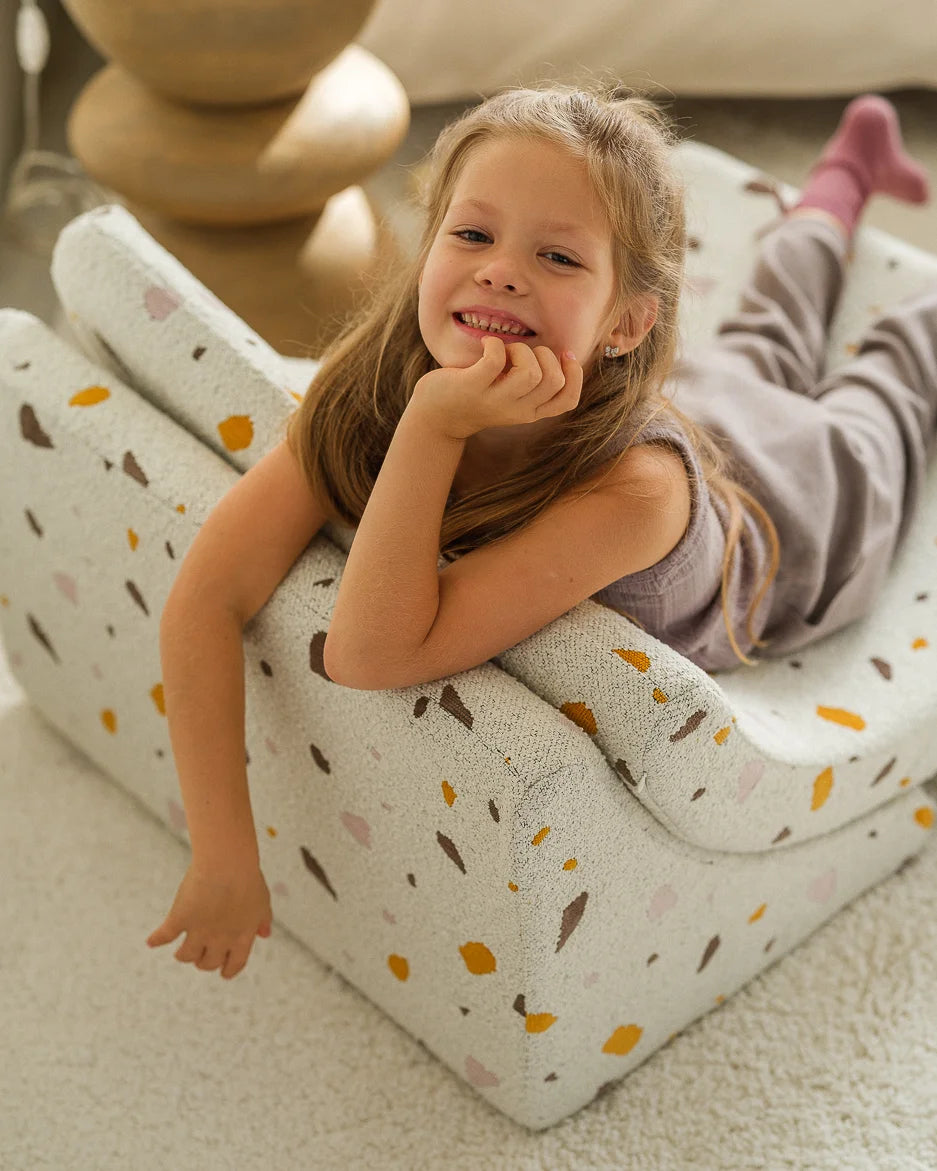 Wigiwama Moon Lænestol – Terrazzo Marble