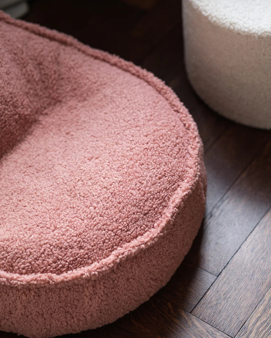 Wigiwama Bear sækkestol i teddy – Guava Pink