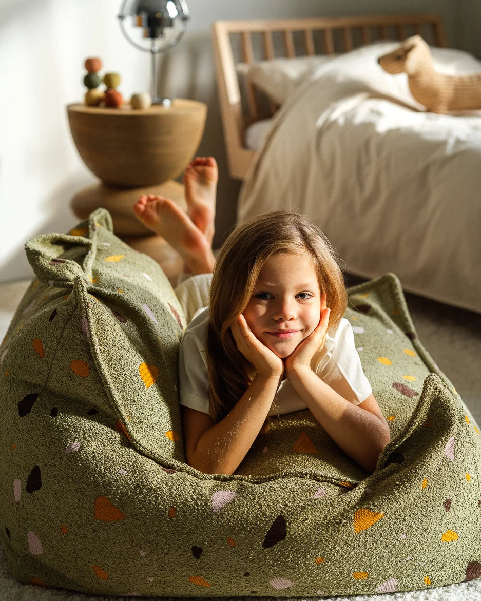 Wigiwama sækkestol i bouclé – Terrazzo Moss