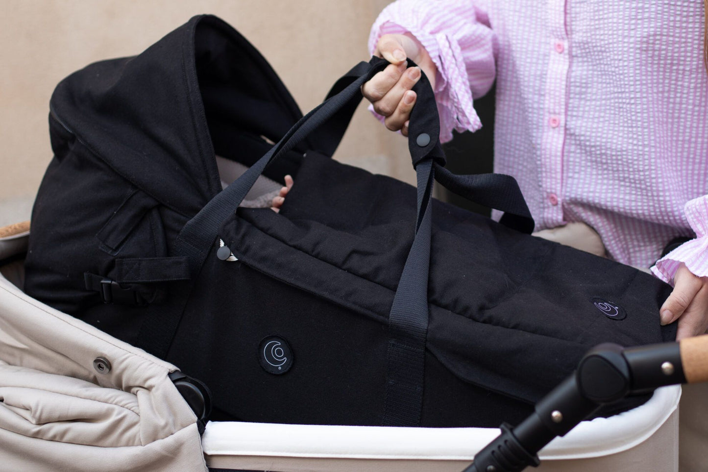 Easygrow Favn 2 CarryNest bærepose og babynest – sort