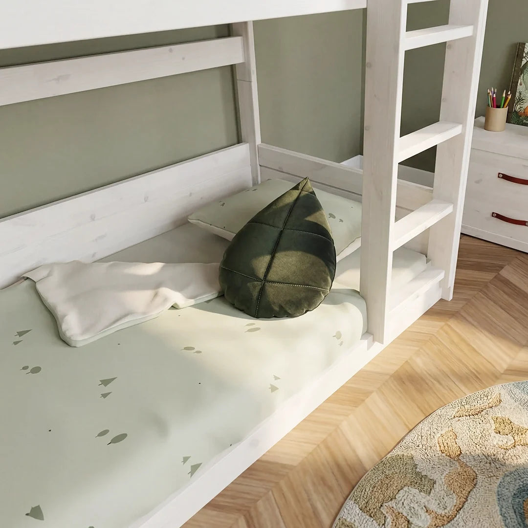 LIFETIME Kidsrooms Original lav køjeseng med stige 90 x 200 cm