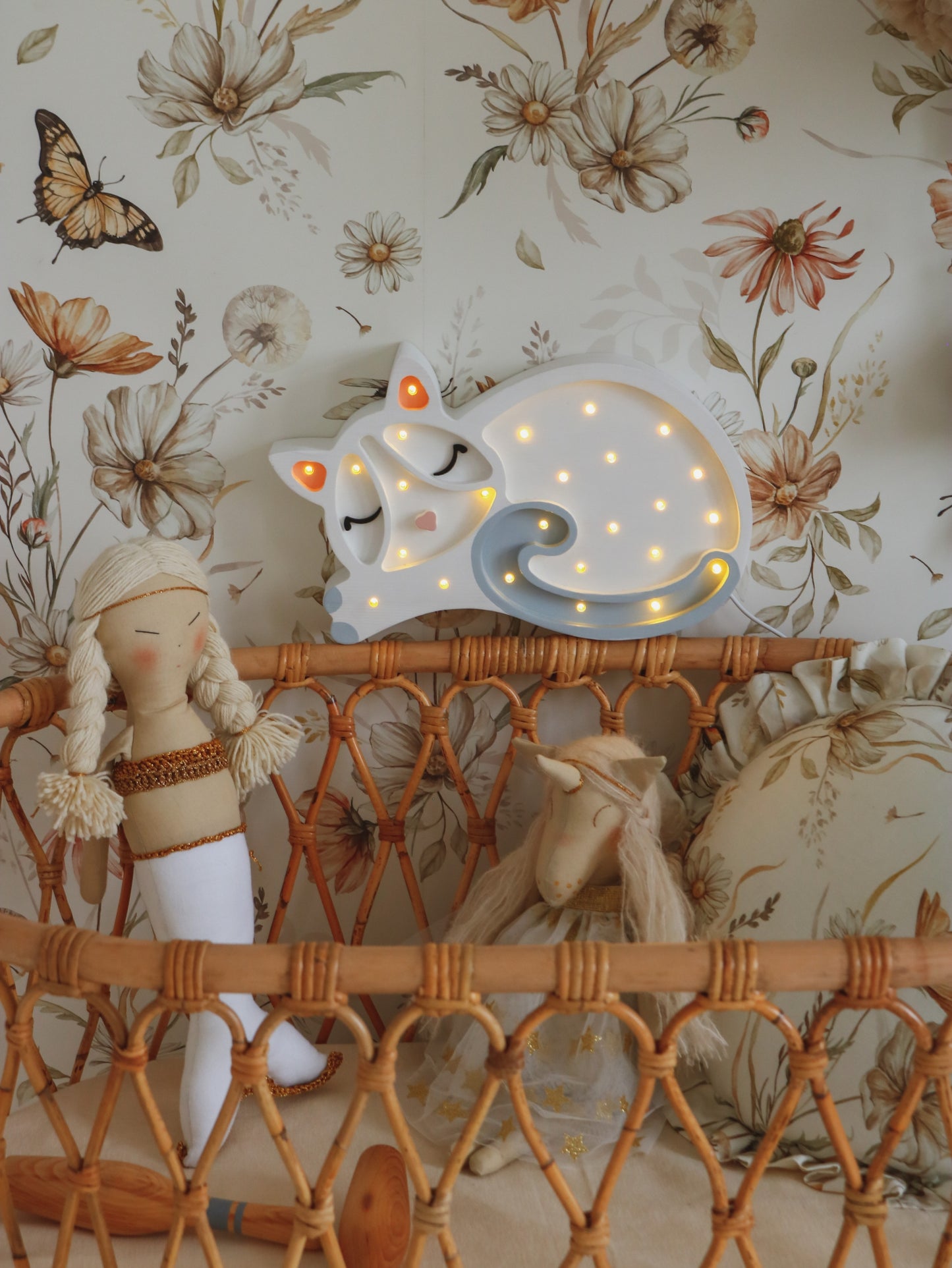 Little Lights Cat lampe i træ - flere farver