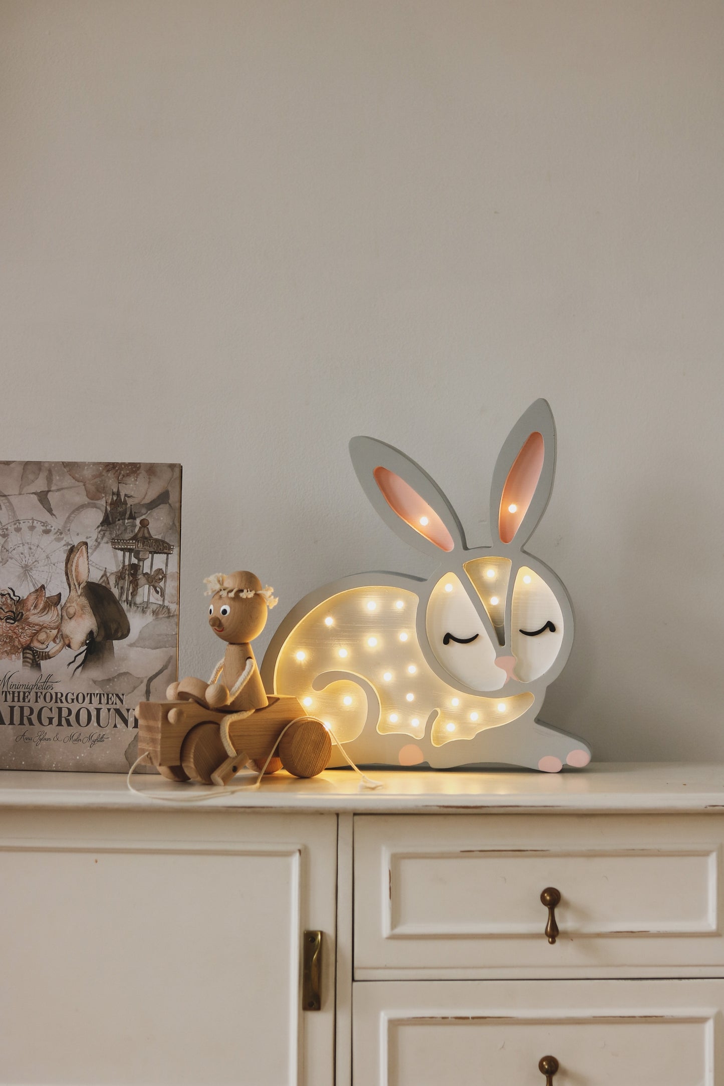 Little Lights Bunny lampe i træ - flere farver