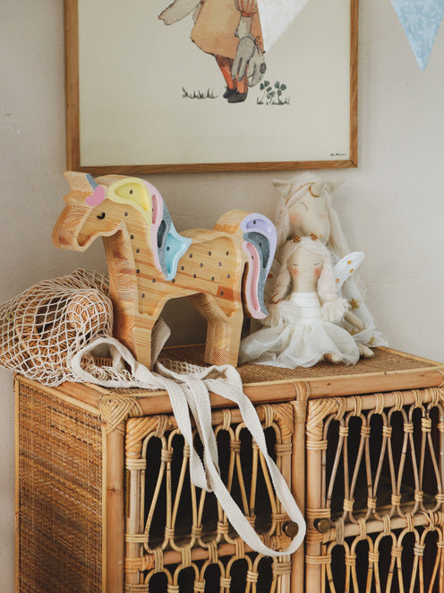 Little Lights Unicorn lampe i træ - flere farver