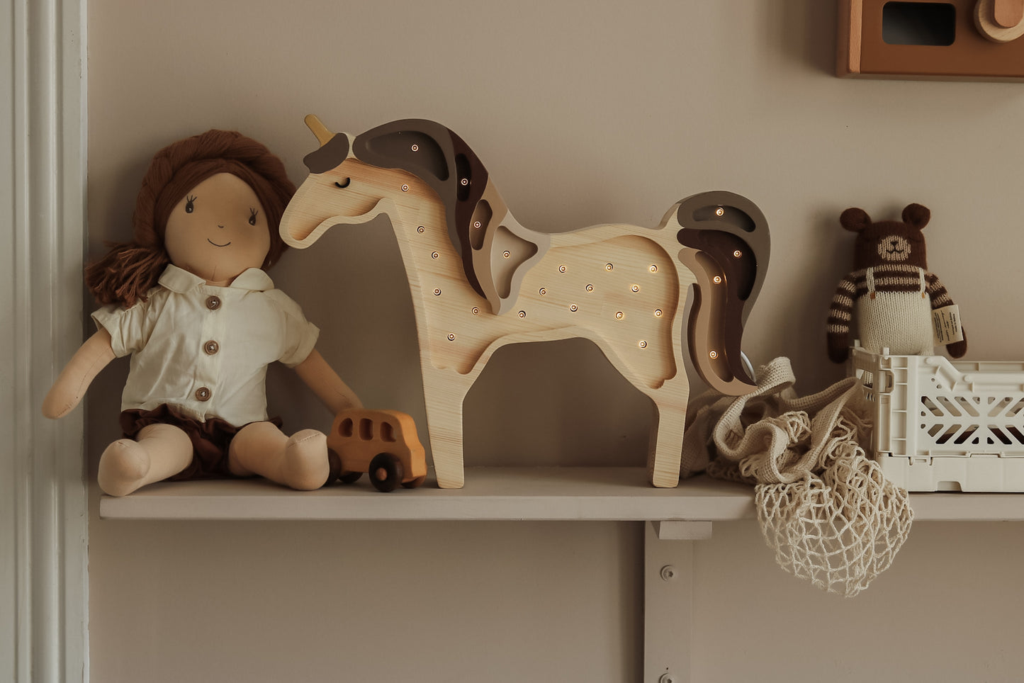 Little Lights Unicorn lampe i træ - flere farver