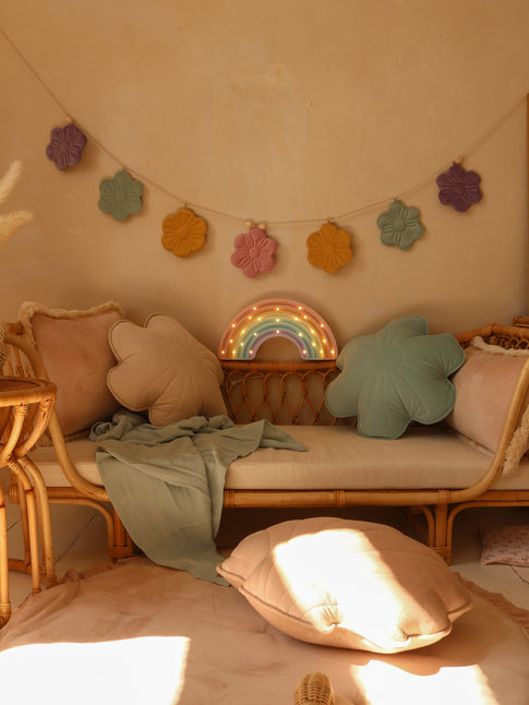 Little Lights Regnbue lampe i træ - flere farver