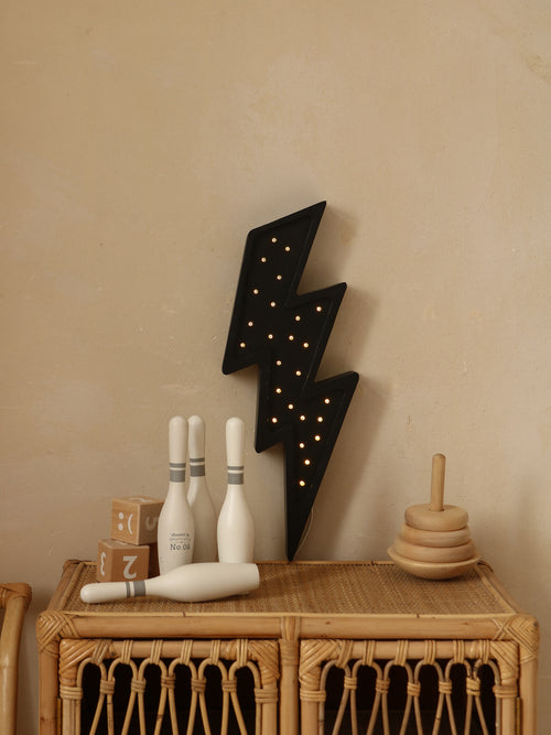 Little Lights Lyn lampe i træ - flere farver