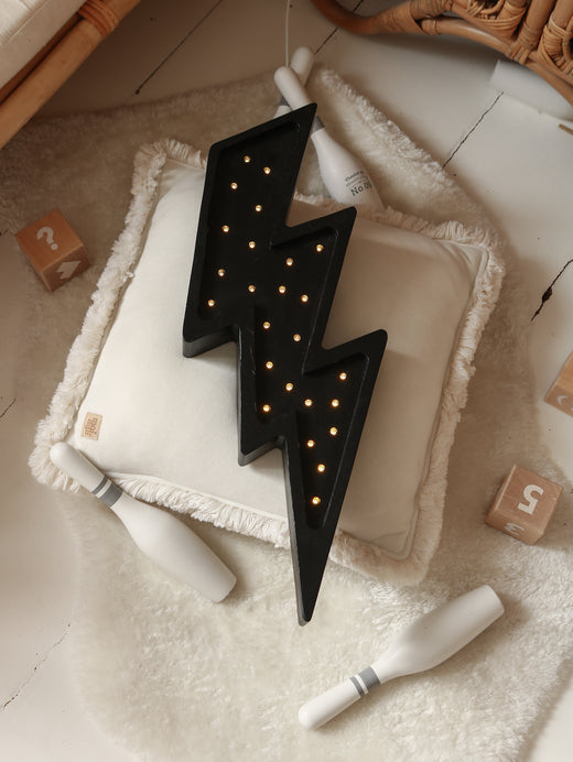 Little Lights Lyn lampe i træ - flere farver
