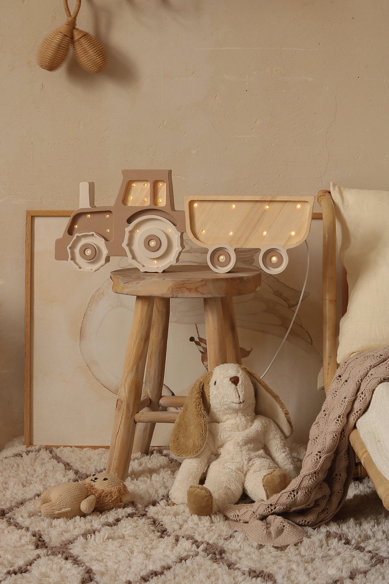 Little Lights Tractor lampe i træ - flere farver