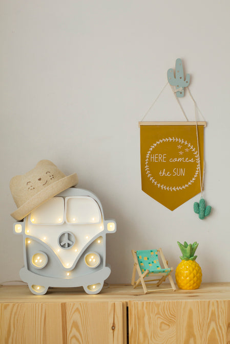 Little Lights Van lampe i træ - flere farver