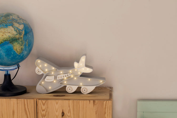 Little Lights Plane lampe i træ - flere farver