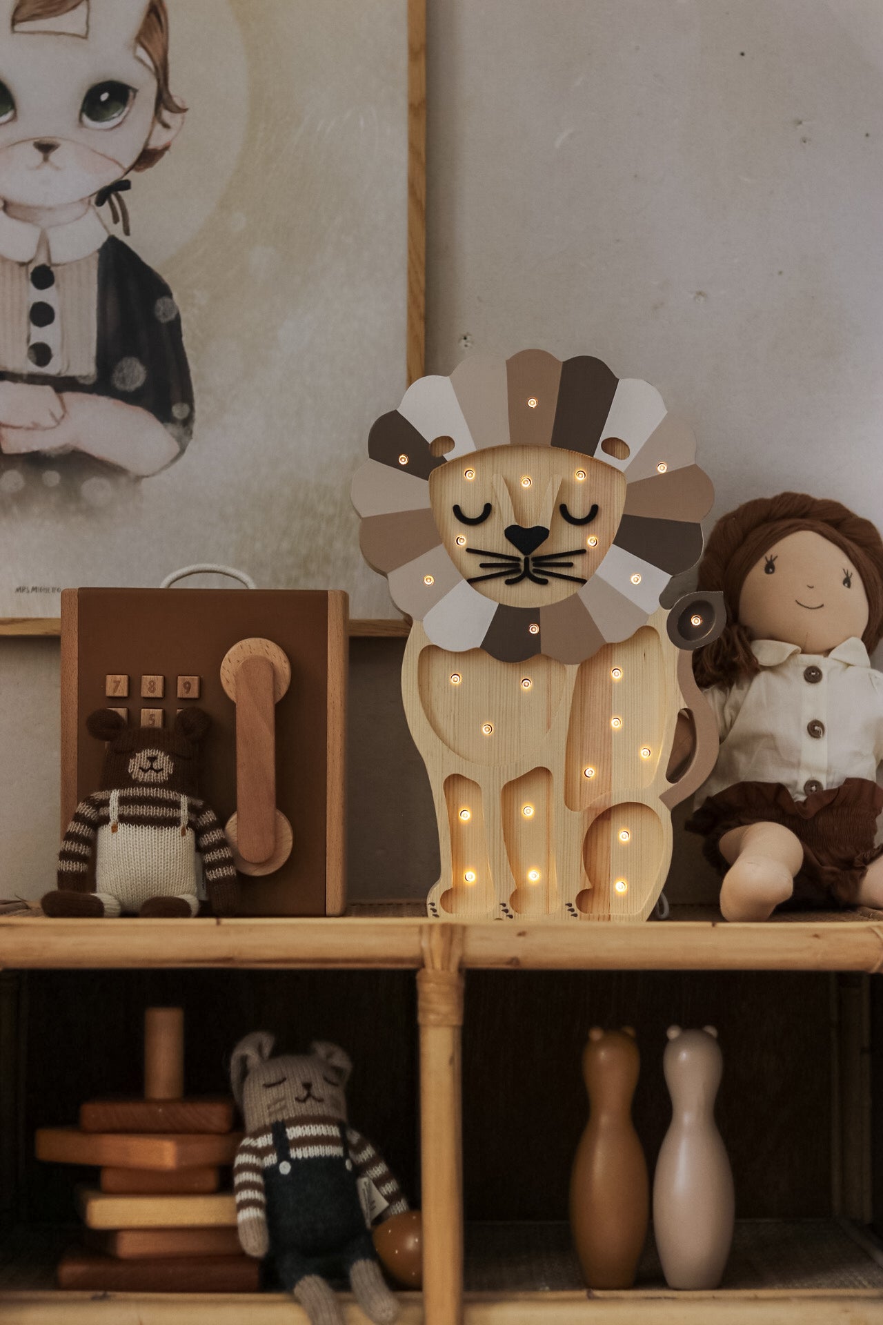 Little Lights Lion lampe i træ - flere farver