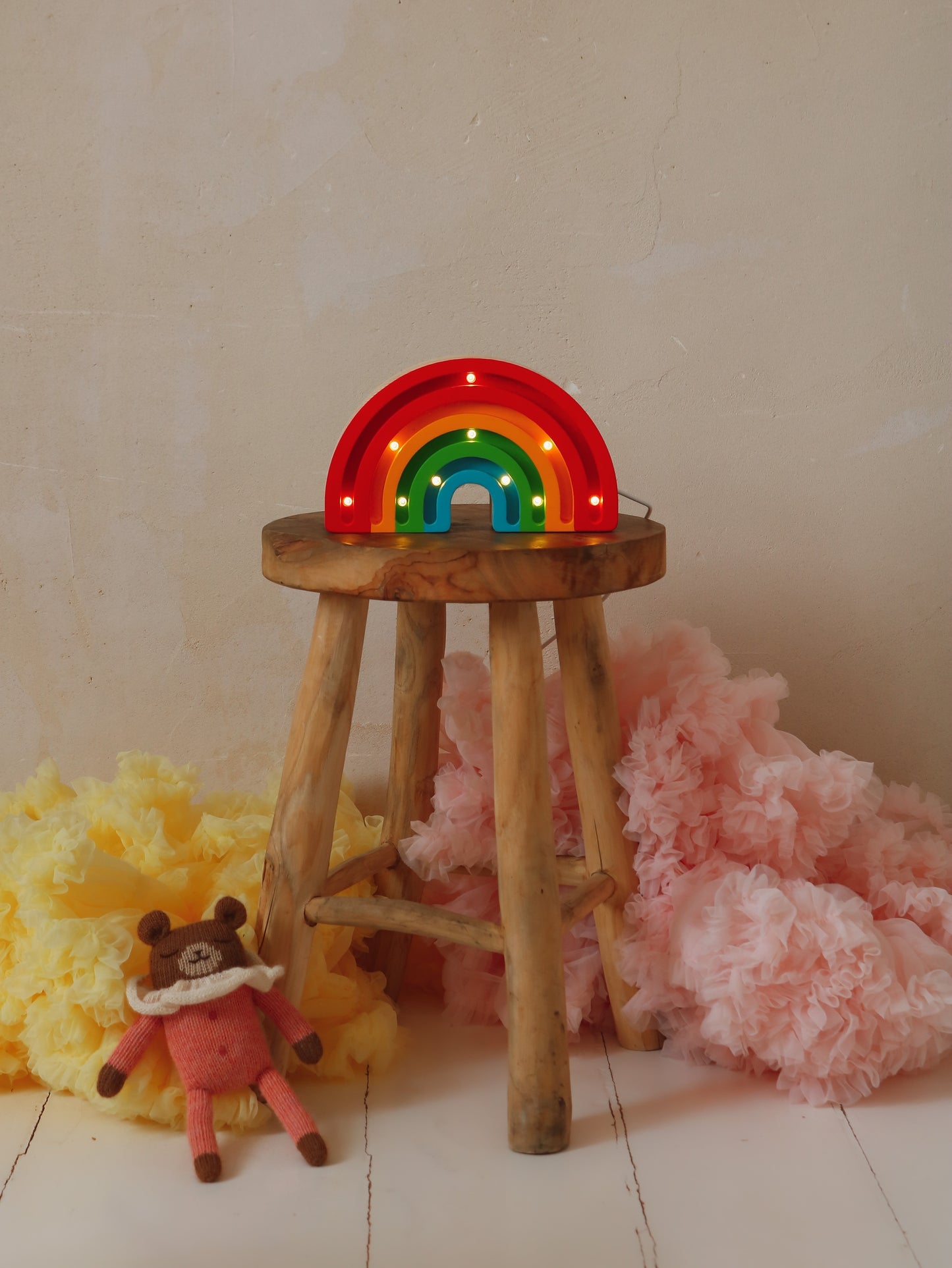 Little Lights Regnbue Mini lampe i træ - flere farver