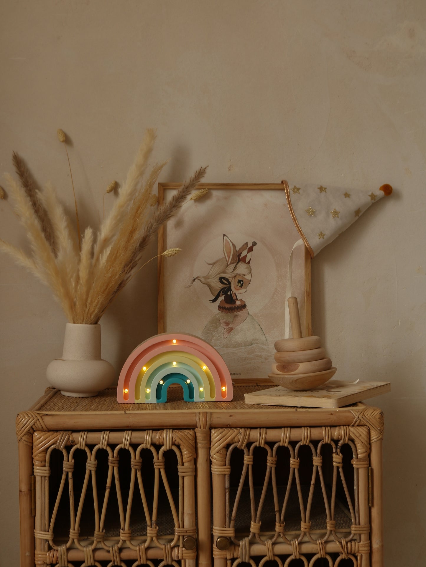 Little Lights Regnbue Mini lampe i træ - flere farver