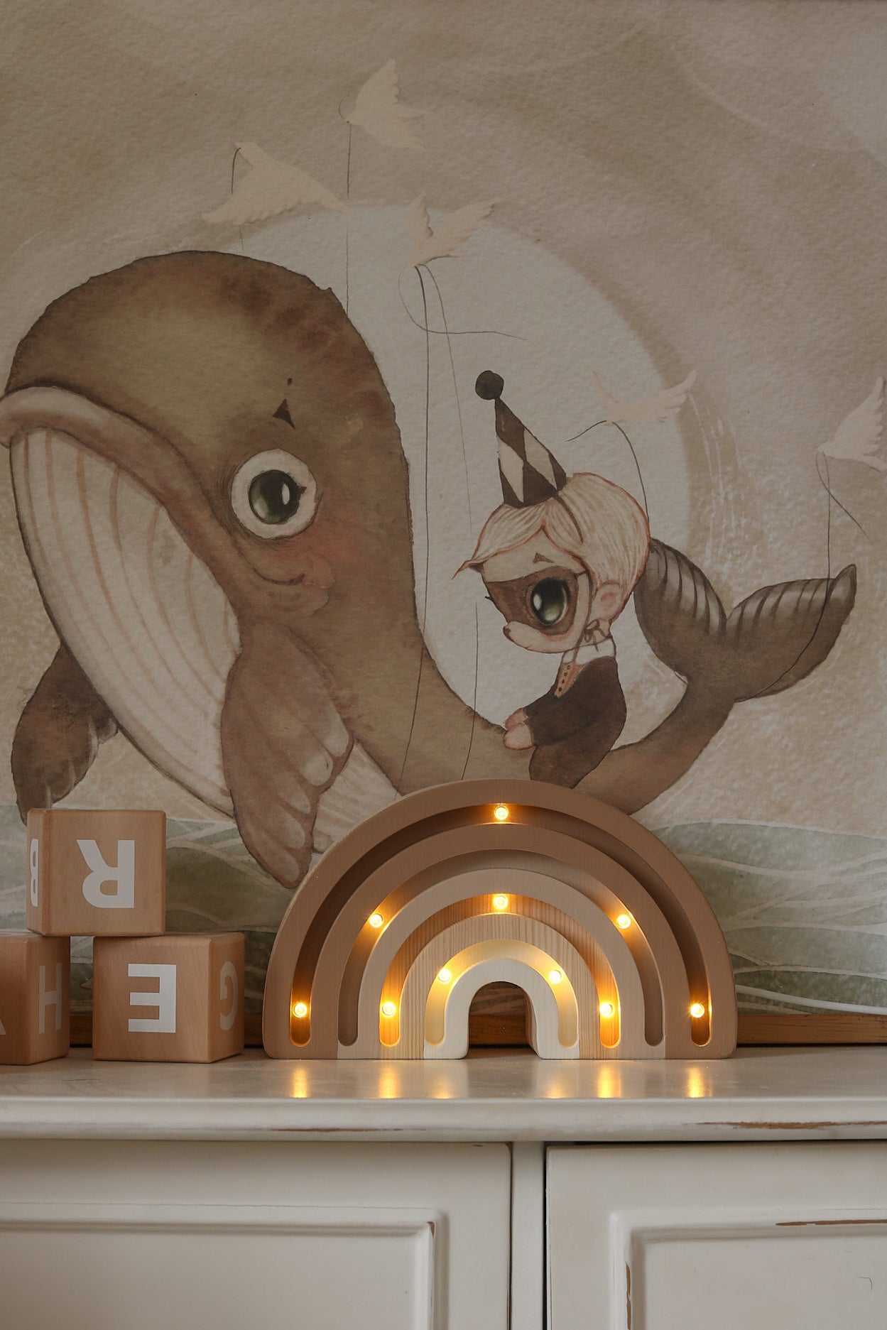 Little Lights Regnbue Mini lampe i træ - flere farver
