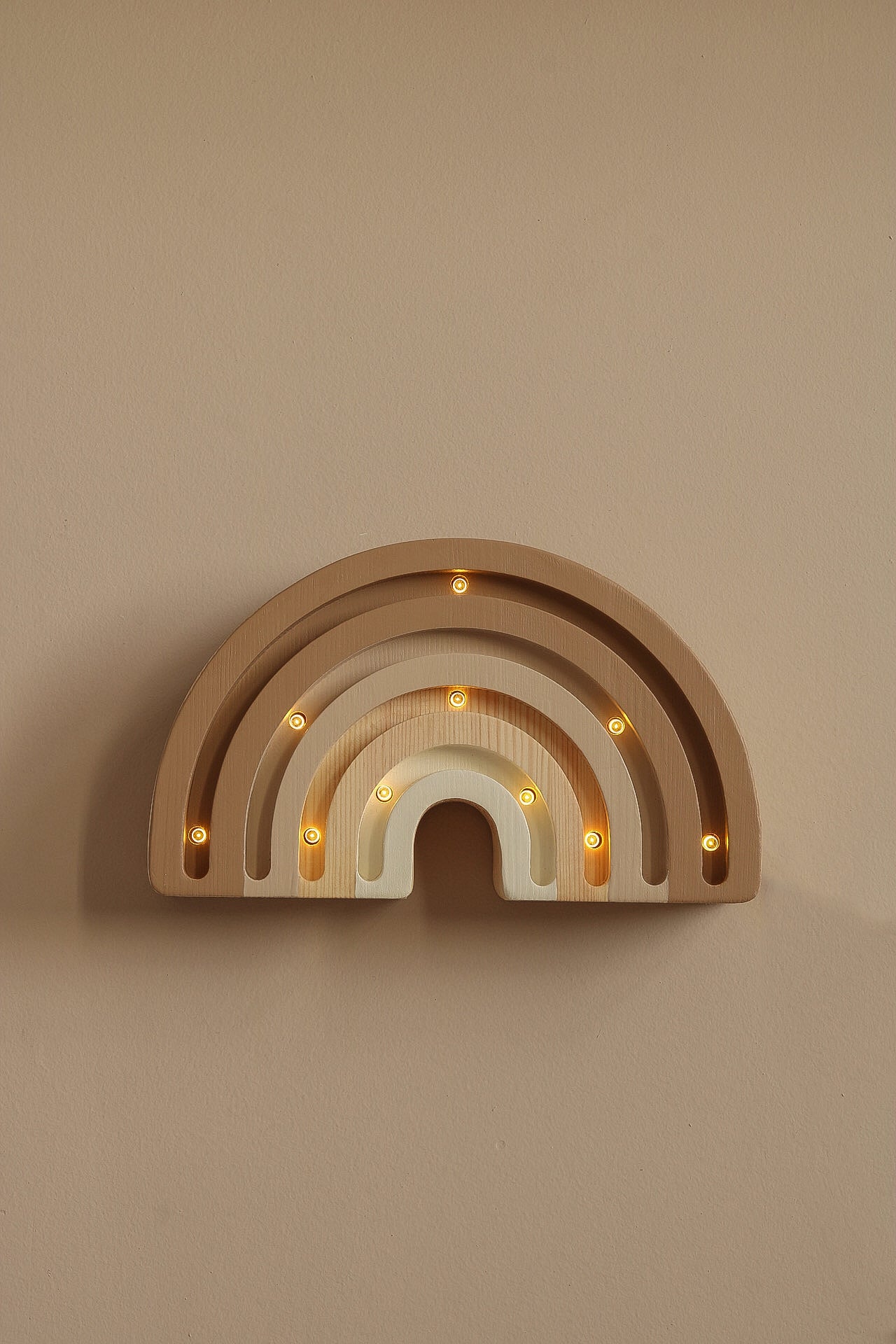 Little Lights Regnbue Mini lampe i træ - flere farver