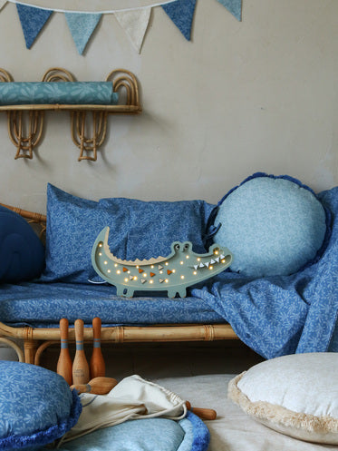 Little Lights Crocodile lampe i træ - flere farver
