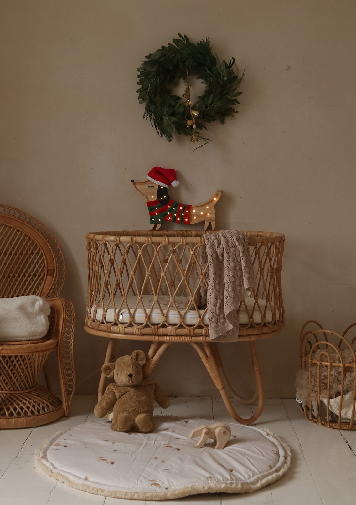 Little Lights Puppy lampe i træ - flere farver