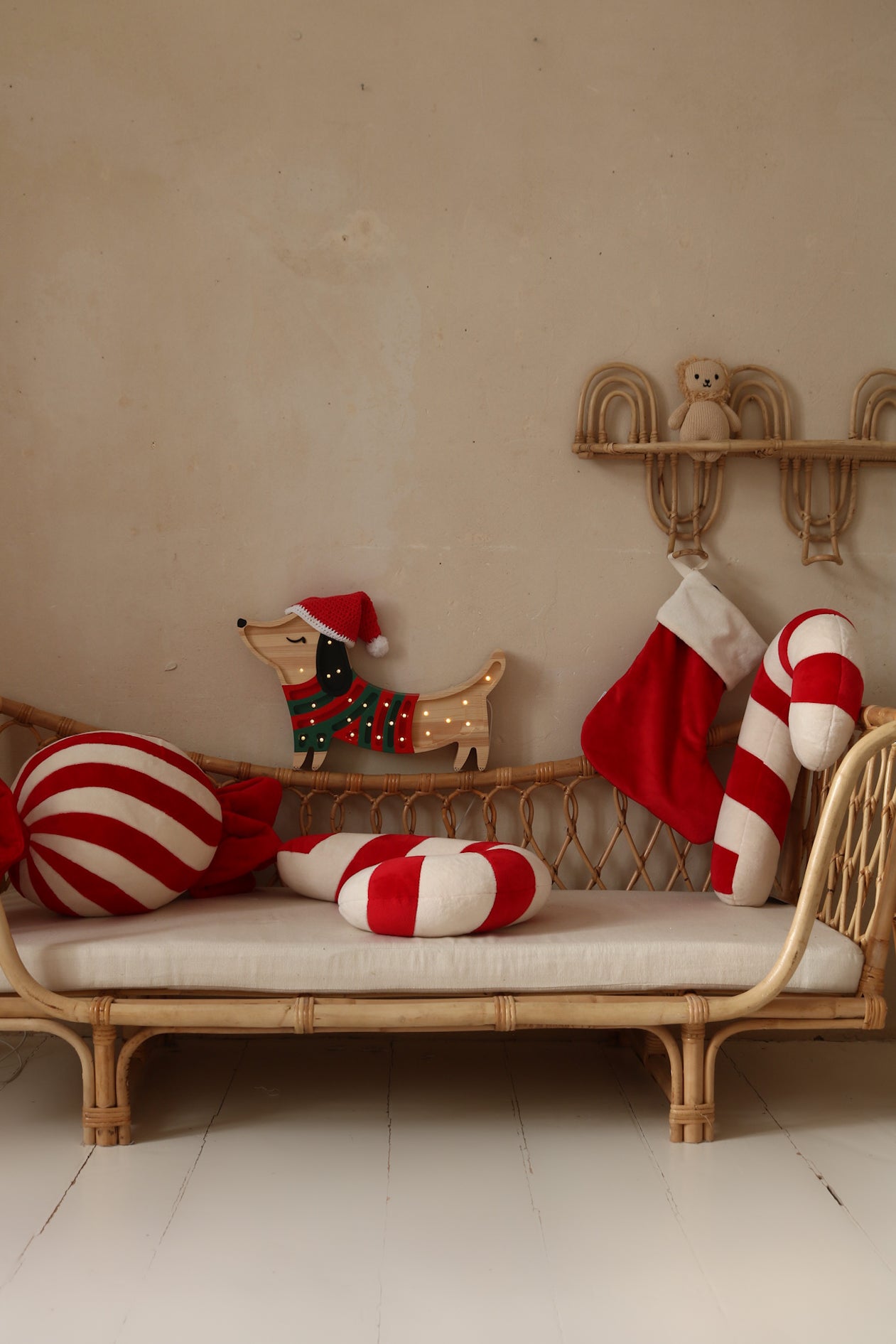 Little Lights Puppy lampe i træ - flere farver