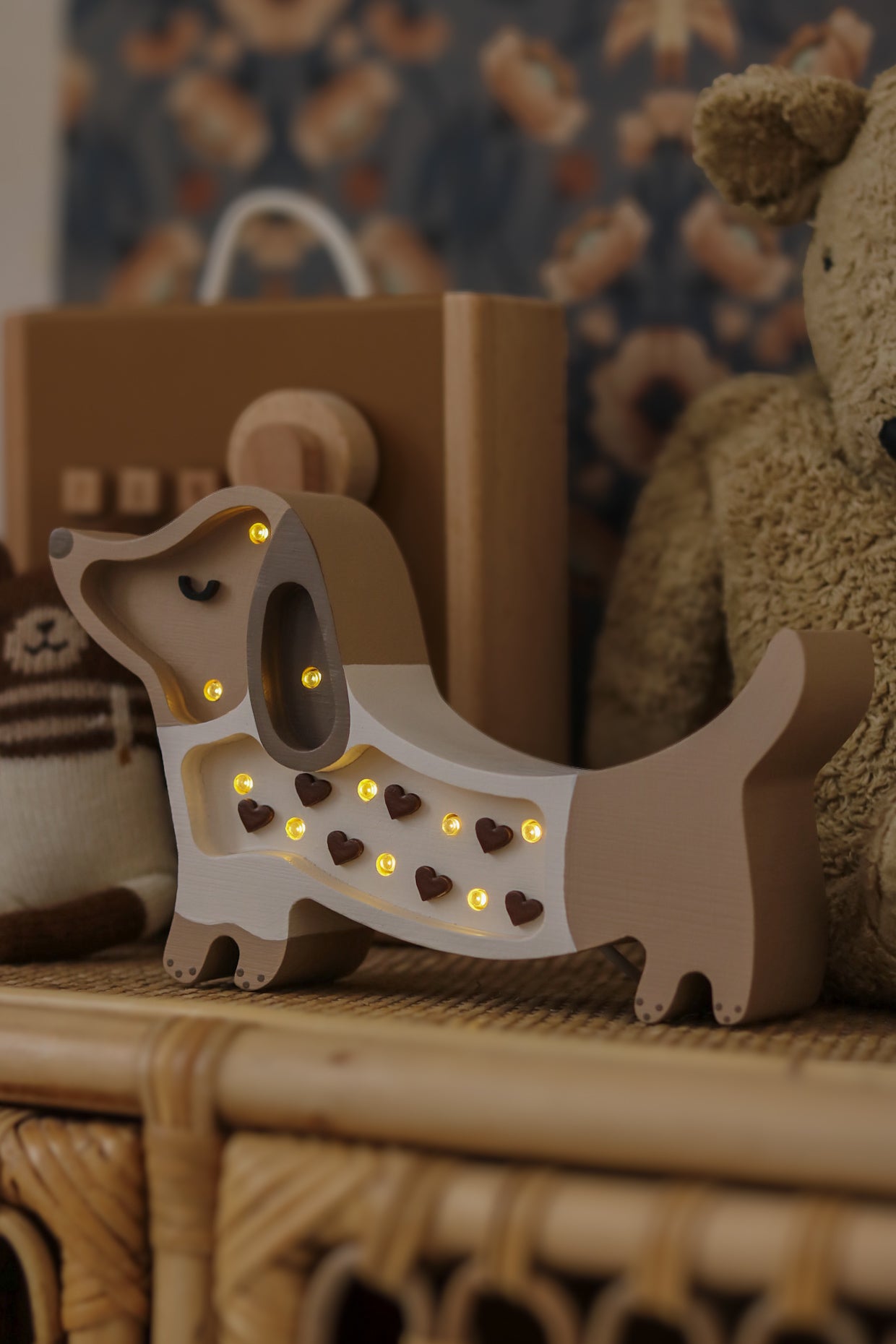 Little Lights Puppy Mini lampe i træ - flere farver