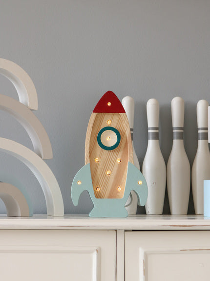Little Lights Space Rocket Mini lampe i træ - flere farver