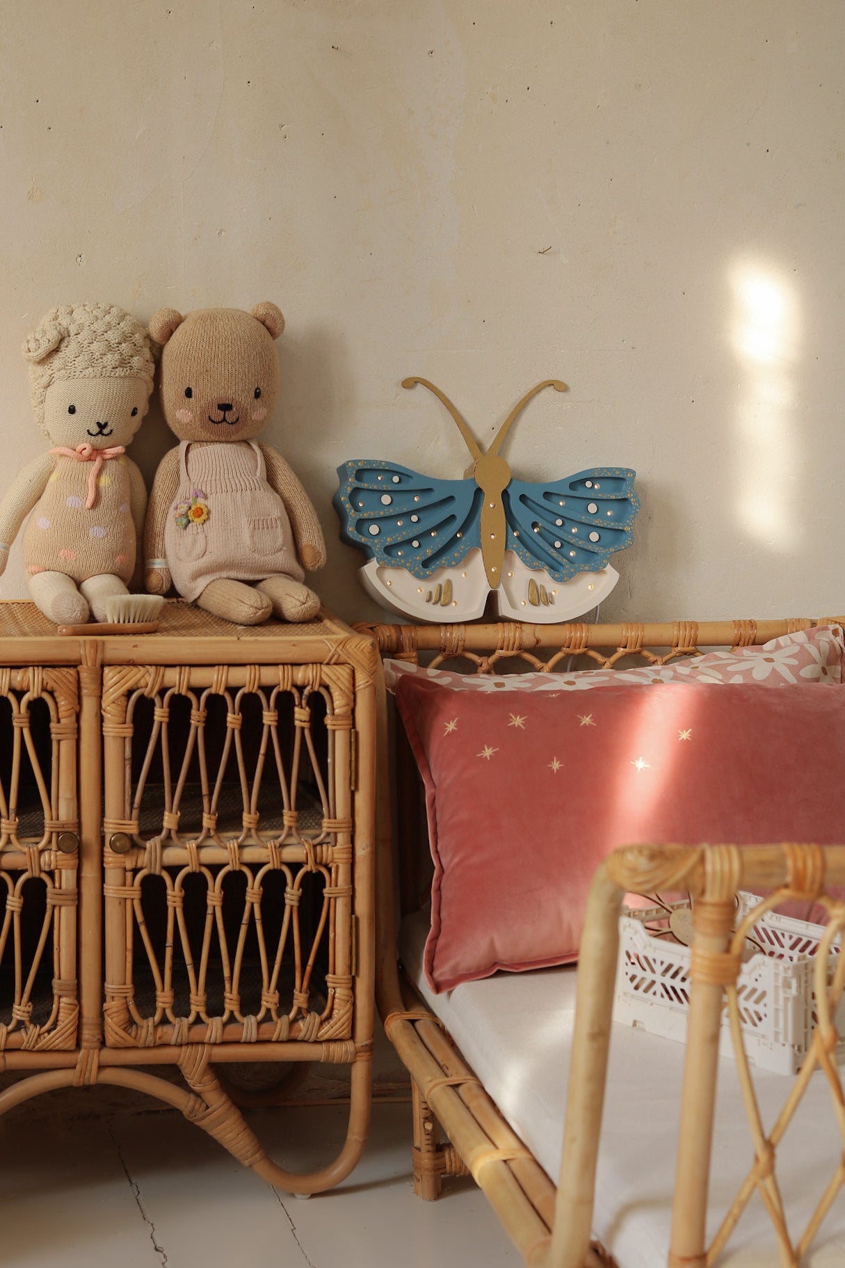 Little Lights Butterfly lampe i træ - flere farver