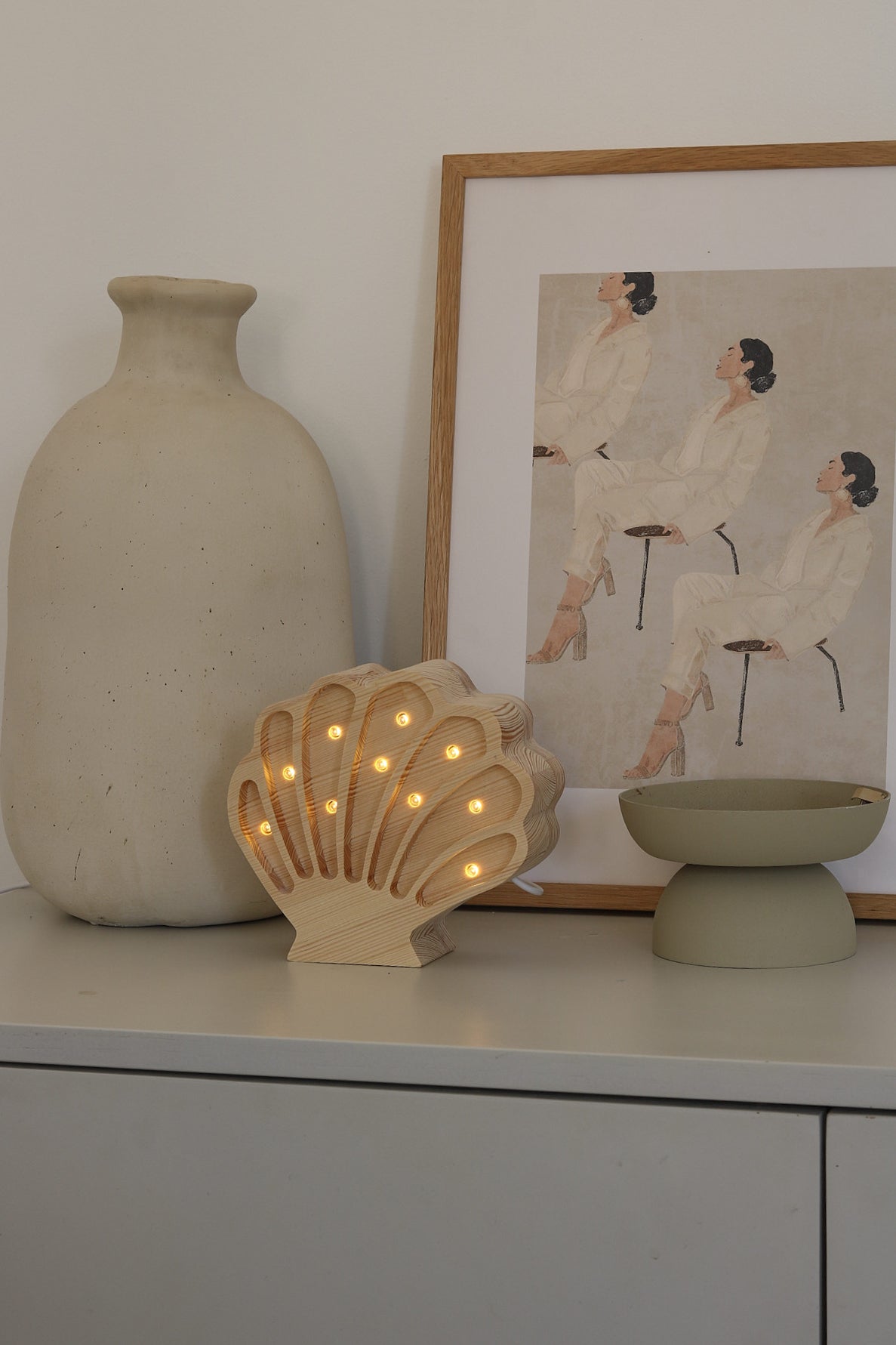 Little Lights Seashell lampe i træ - flere farver