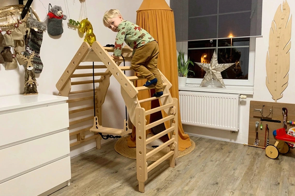 Loopo Little House 4-i-1 klatrestativ og legehus