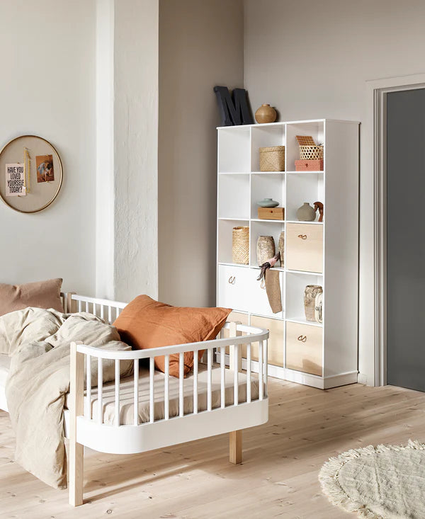 Oliver Furniture Wood reol 3x5 lodret med sokkel – hvid