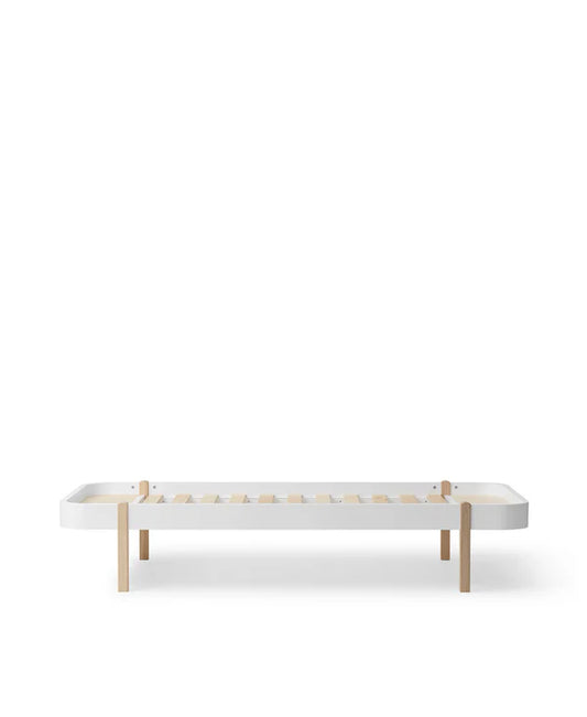 Oliver Furniture Wood Lounger seng 90x200 cm – hvid/eg
