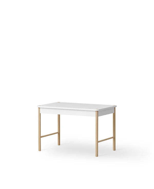 Oliver Furniture Camp toddler legebord – hvid/eg